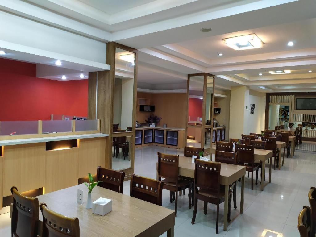 Rangkayobasa Hotel Padang Panjang Bukittinggi Dış mekan fotoğraf